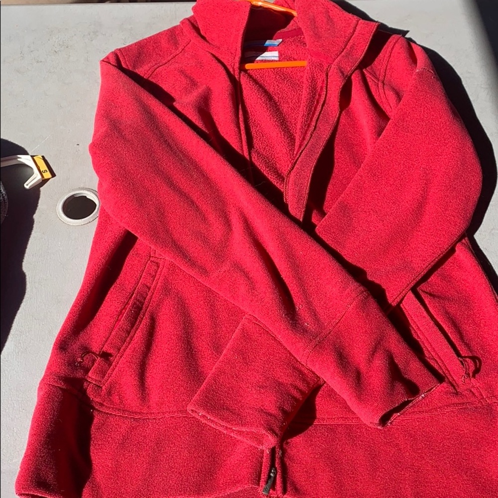 Women’s dark pink Columbia